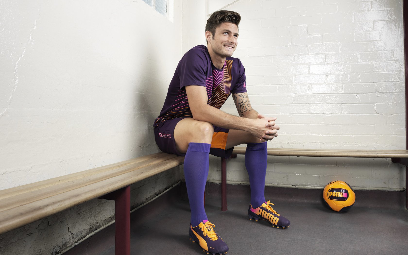 C罗表达对球迷支持的真诚感谢，c罗对球迷温馨场景